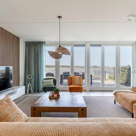 Hébergement de vacances Beachhouse Wadmeer - Aan Het Water Wieringerwerf