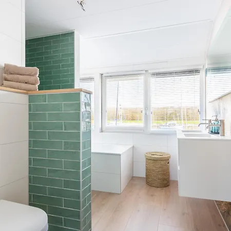 Holiday home Beachhouse Wadmeer - Aan Het Water *